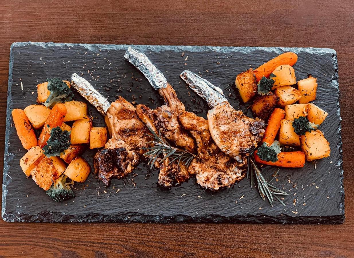 Meatsa Hotel Kyrdżali Zewnętrze zdjęcie