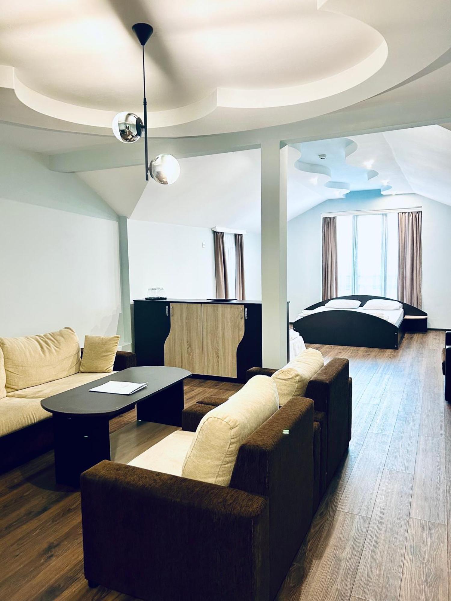 Meatsa Hotel Kyrdżali Zewnętrze zdjęcie