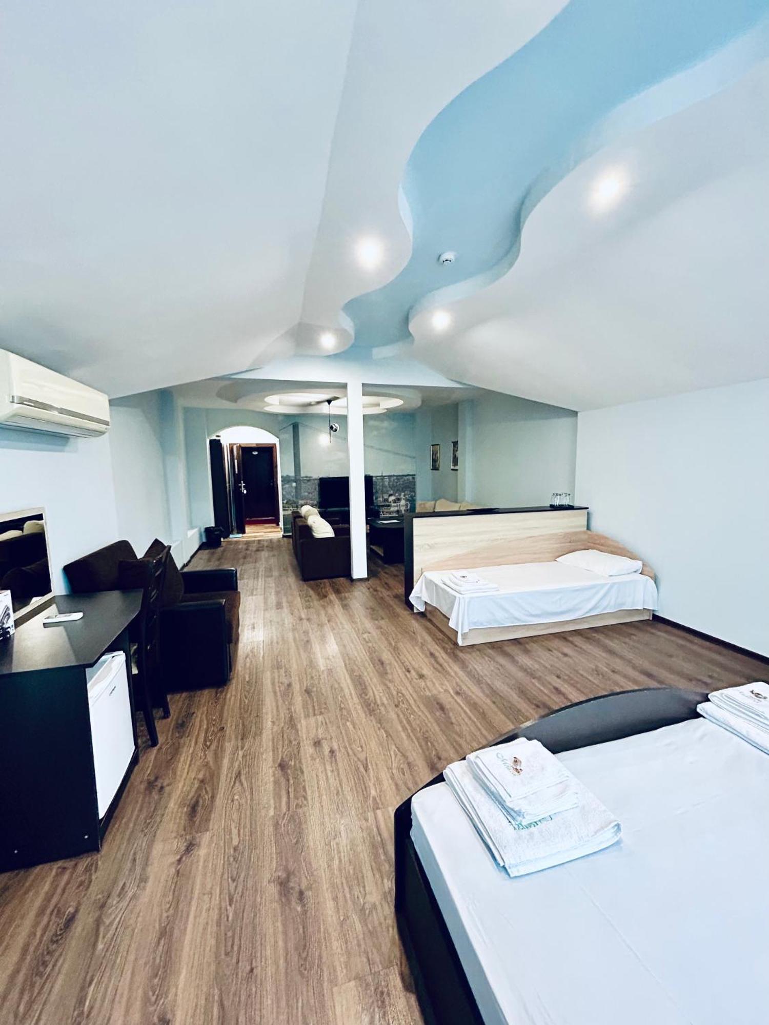 Meatsa Hotel Kyrdżali Zewnętrze zdjęcie